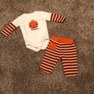 Gymboree little pumpkin outfit 0-3 months